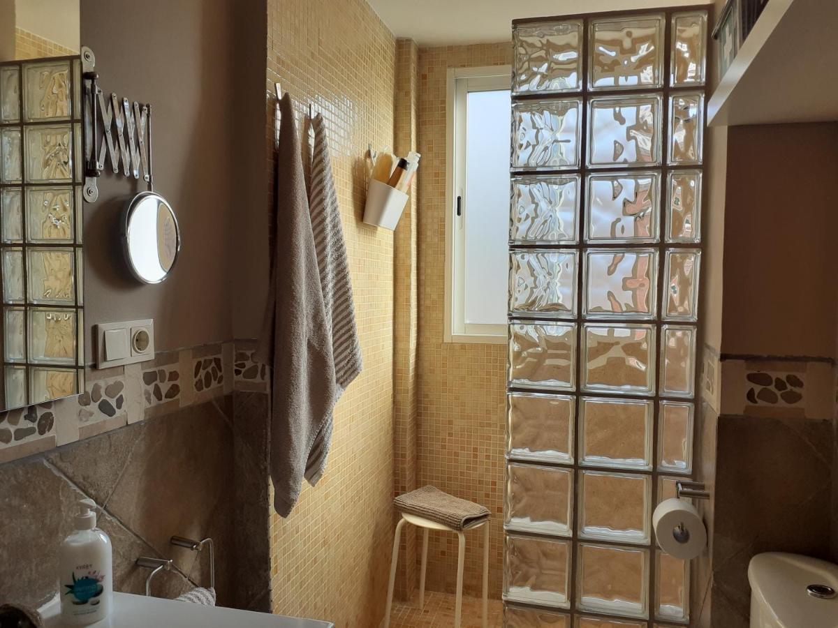Apartamento Luminoso Y Acogedor Daire Valensiya Dış mekan fotoğraf
